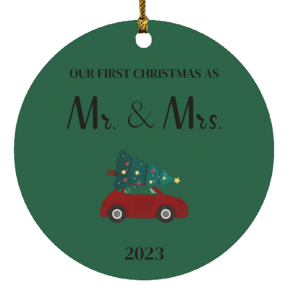 Nuestra primera Navidad como Sr. y Sra. (2023) - Adorno circular de madera